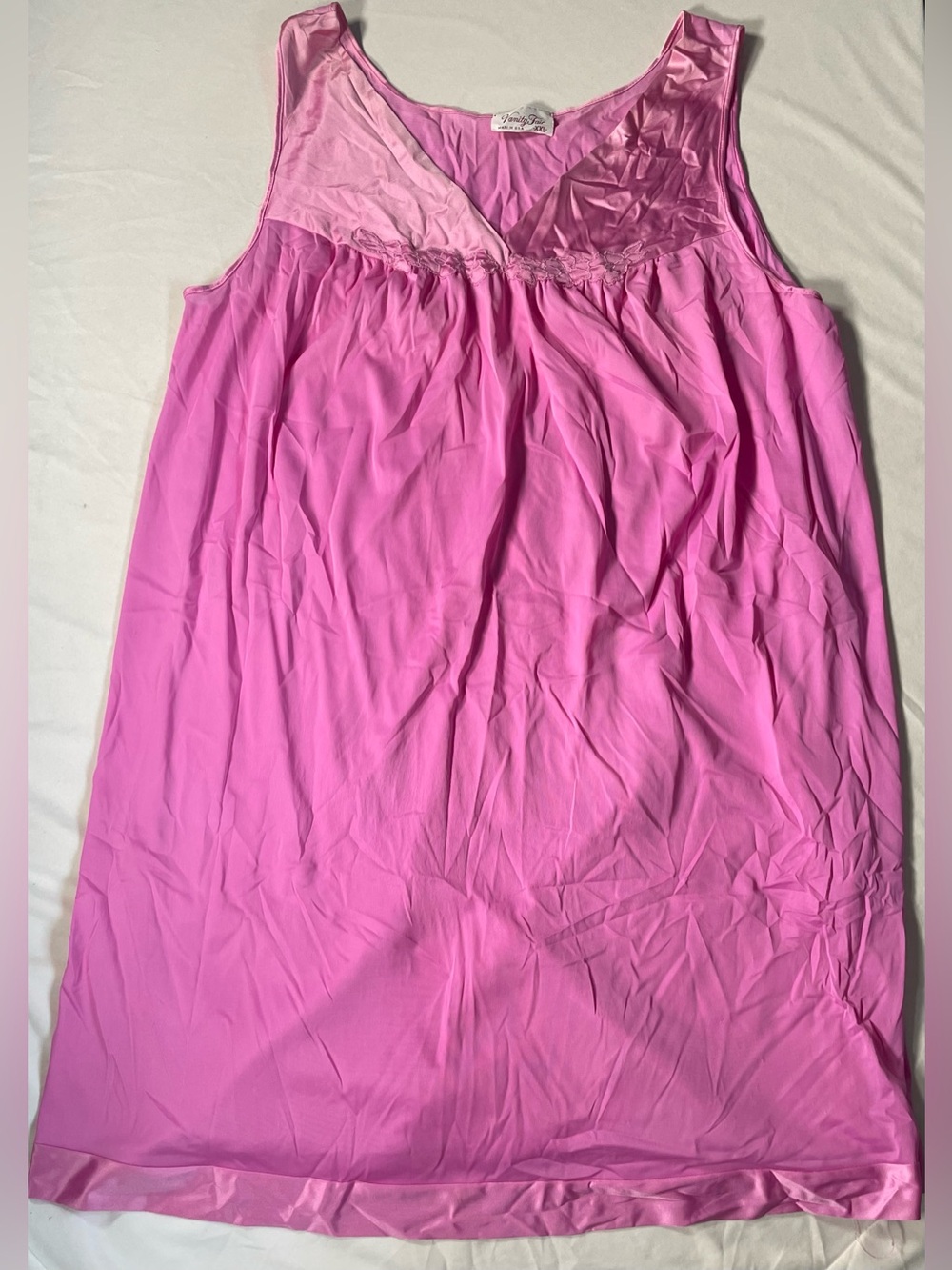 Vintage Vanity Fair Women's 2X Pink Nylon Sleeveless Nightgown V-Neck Satin Hem